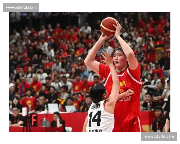 杨毅力荐张子宇留国内：WNBA 高强度或重蹈姚明覆辙